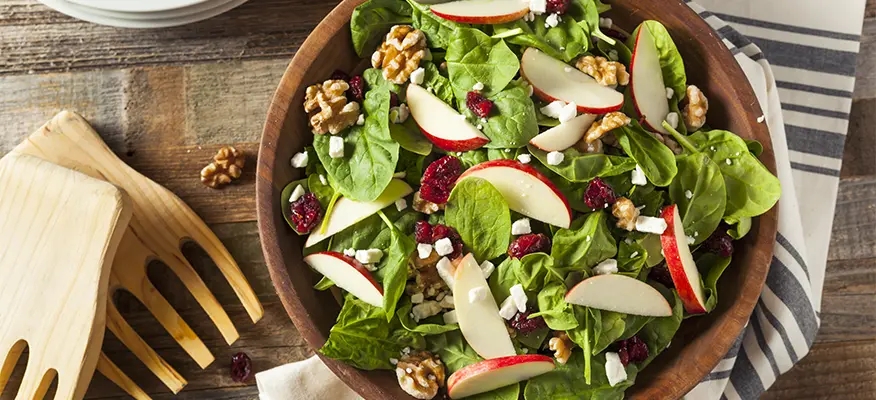 How eating salads can promote sleep and good health